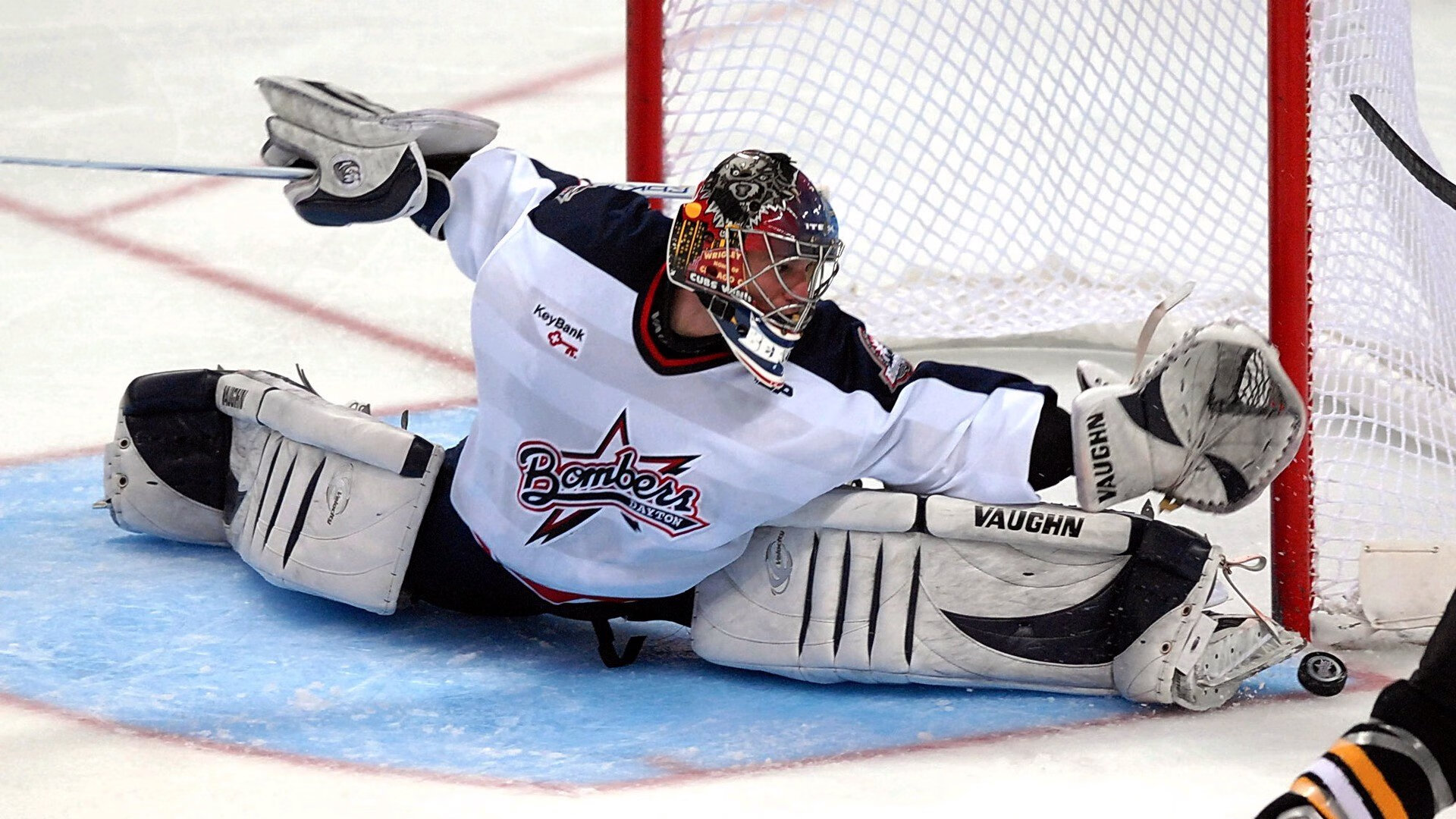 拉沃尔杯完胜蒙特卡洛大师赛，梅德韦杰夫扛起全队的非典型胜利